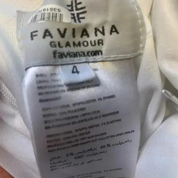 Faviana Glamour - Picture 13 of 13